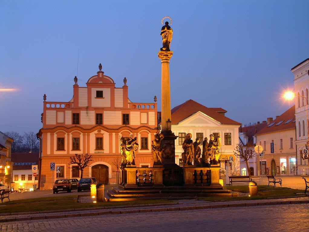Hotel Art Pisek  Bagian luar foto